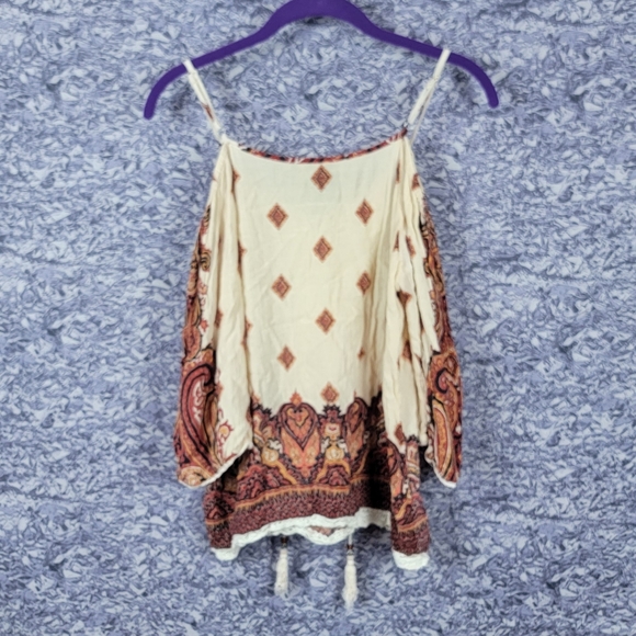 Cold Shoulder Angie Blouse - Picture 2 of 6